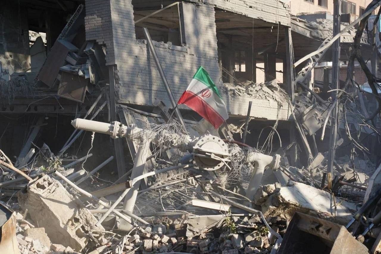 Tehran: Università di Tecnologia Sharif colpita in bombardamento notturno. Danneggiata anche la moschea dell'ateneo. Secondo obiettivo accademico colpito nella sessione dopo l'Università Shahid Beheshti.