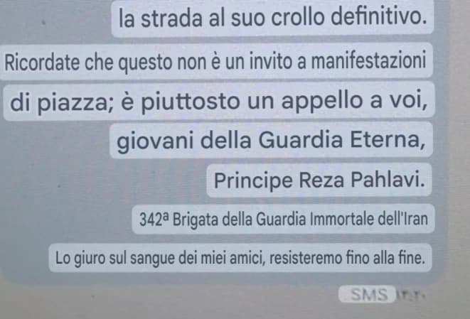 Operazione di influenza fallita a Teheran: SMS di mobilitazione politica inviati alla popolazione mentre la città è sotto attacco. Il timing ha trasformato un messaggio politico in un boomerang comunicativo